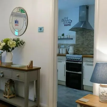 Coachhousebungalow Semesterbostad *